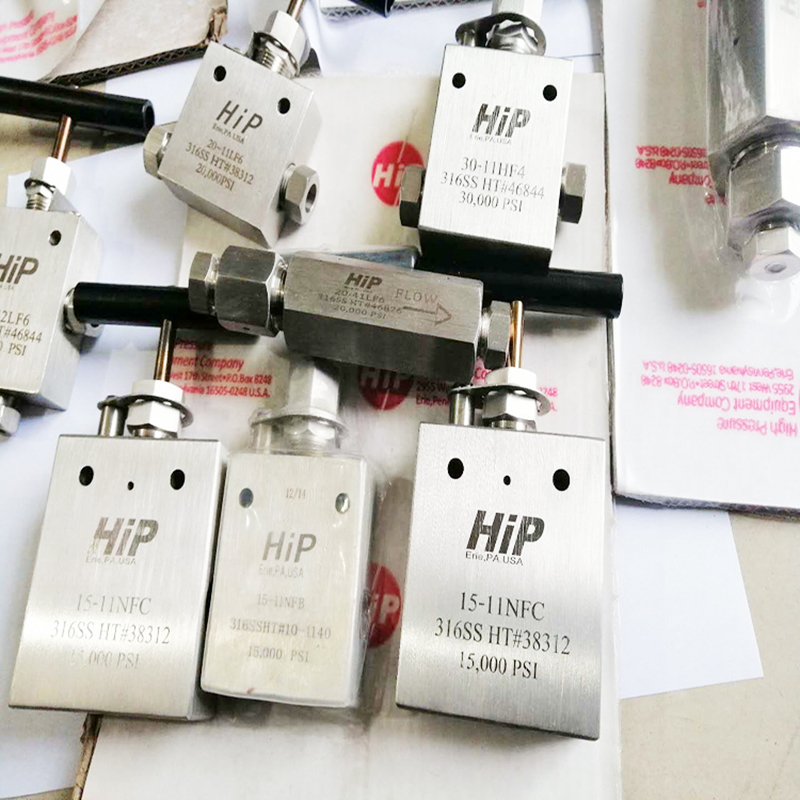 <b>HIP超高壓手動針閥（fá）</b>